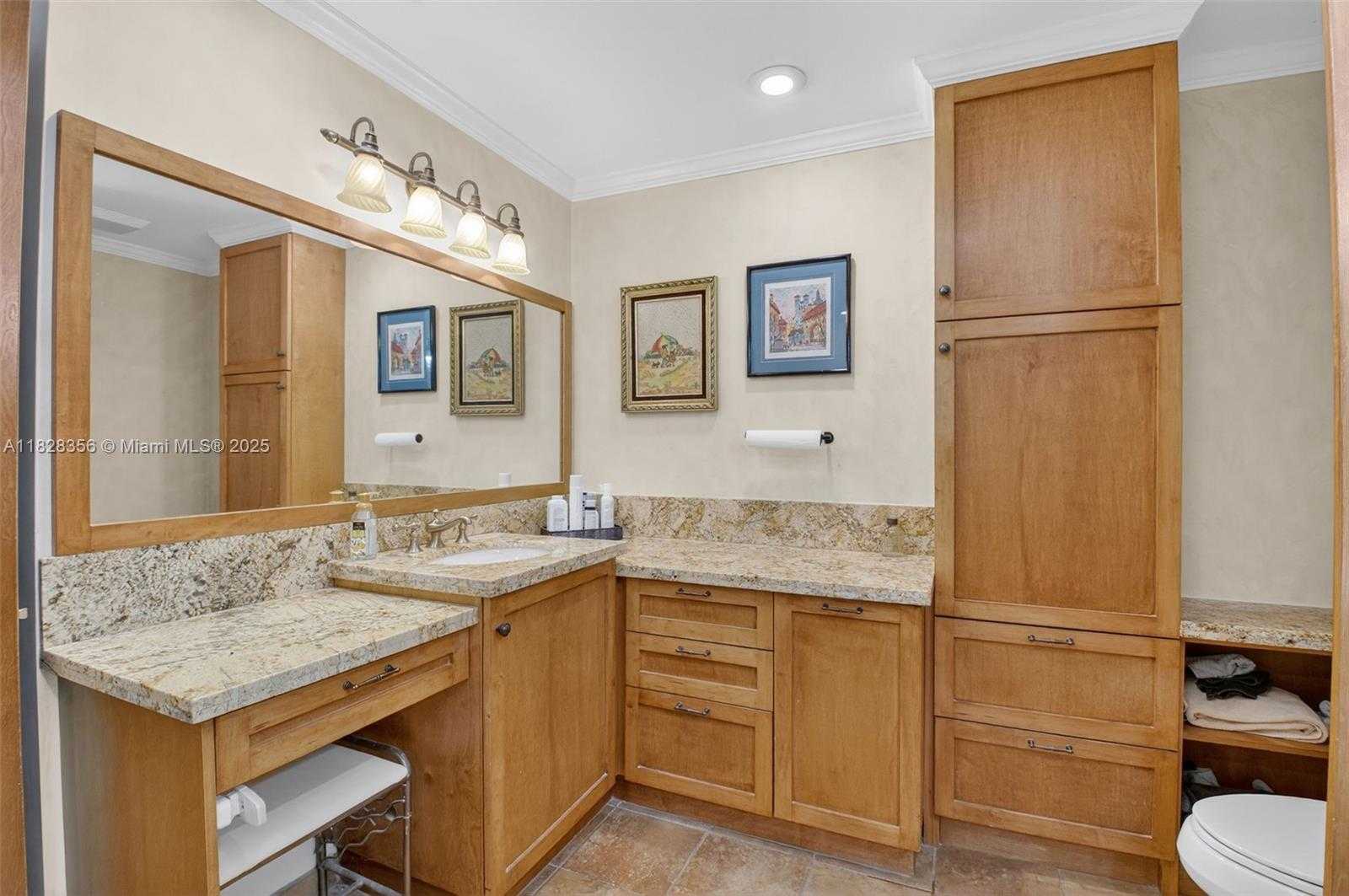 Small Image of 10344 SUNSET BEND DR, Boca Raton Number 24