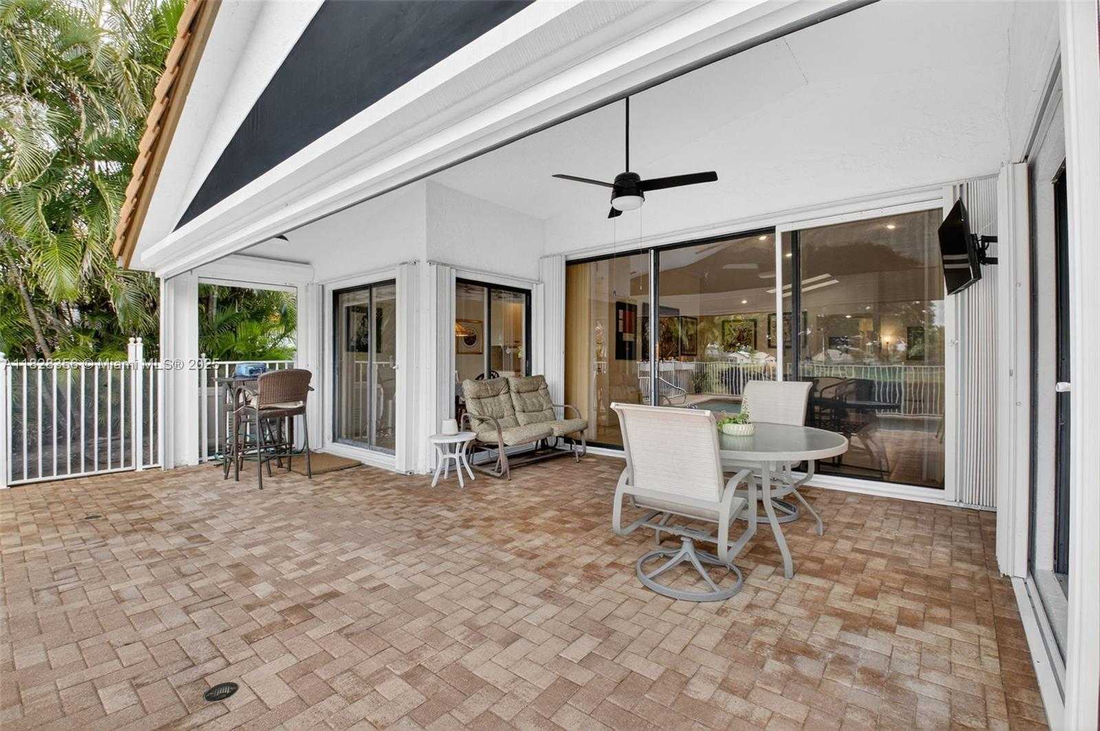 Small Image of 10344 SUNSET BEND DR, Boca Raton Number 30