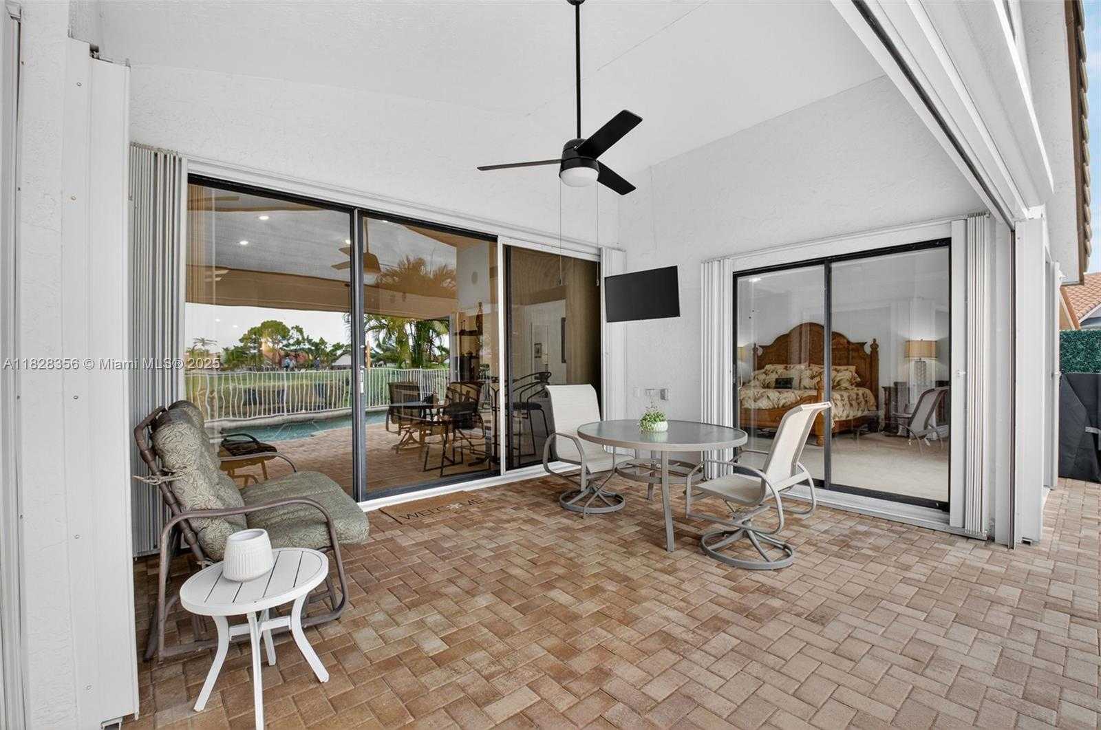 Small Image of 10344 SUNSET BEND DR, Boca Raton Number 31