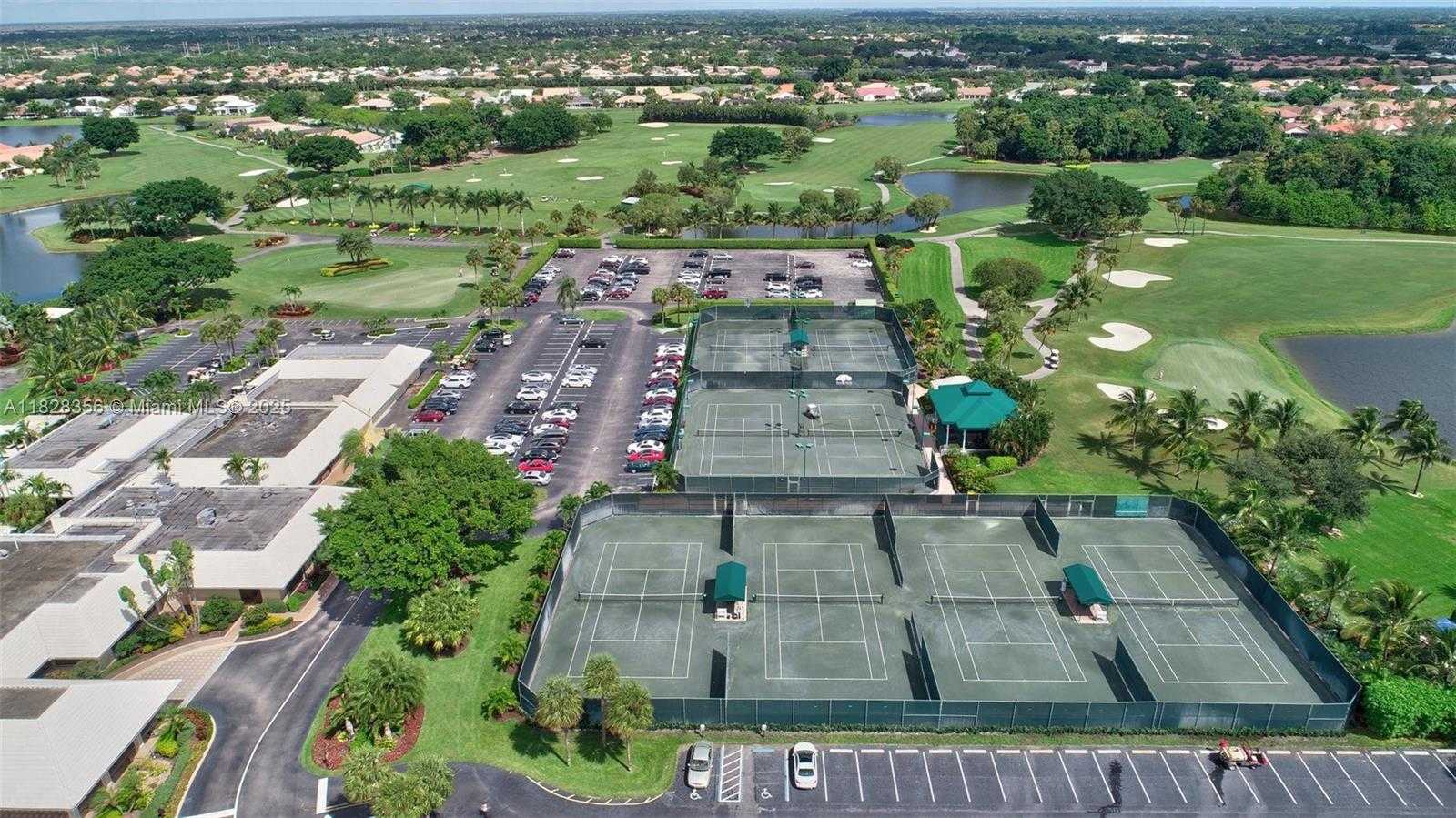 Small Image of 10344 SUNSET BEND DR, Boca Raton Number 42
