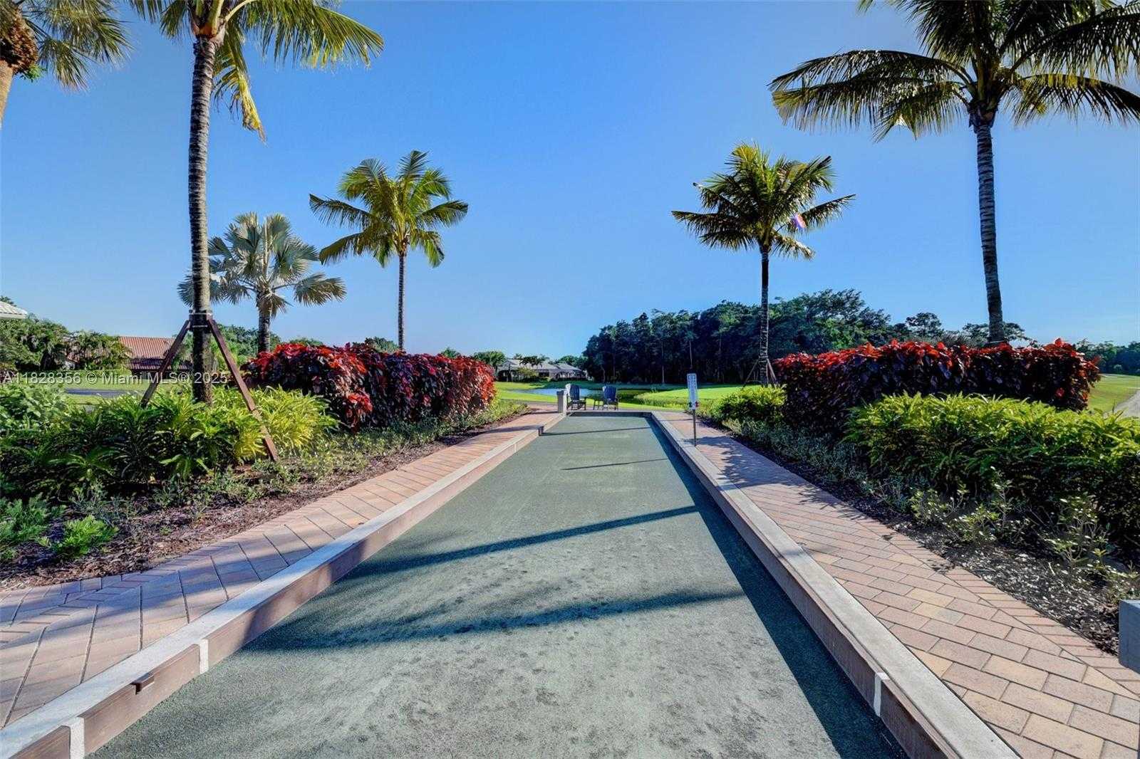 Small Image of 10344 SUNSET BEND DR, Boca Raton Number 60