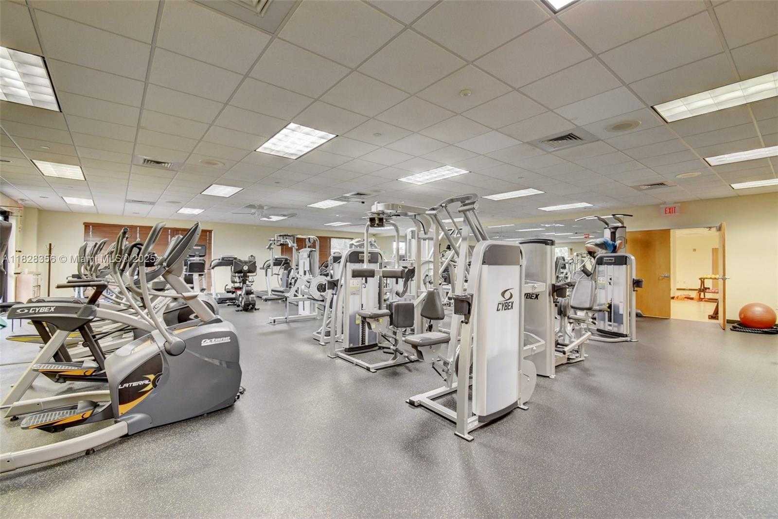 Small Image of 10344 SUNSET BEND DR, Boca Raton Number 71