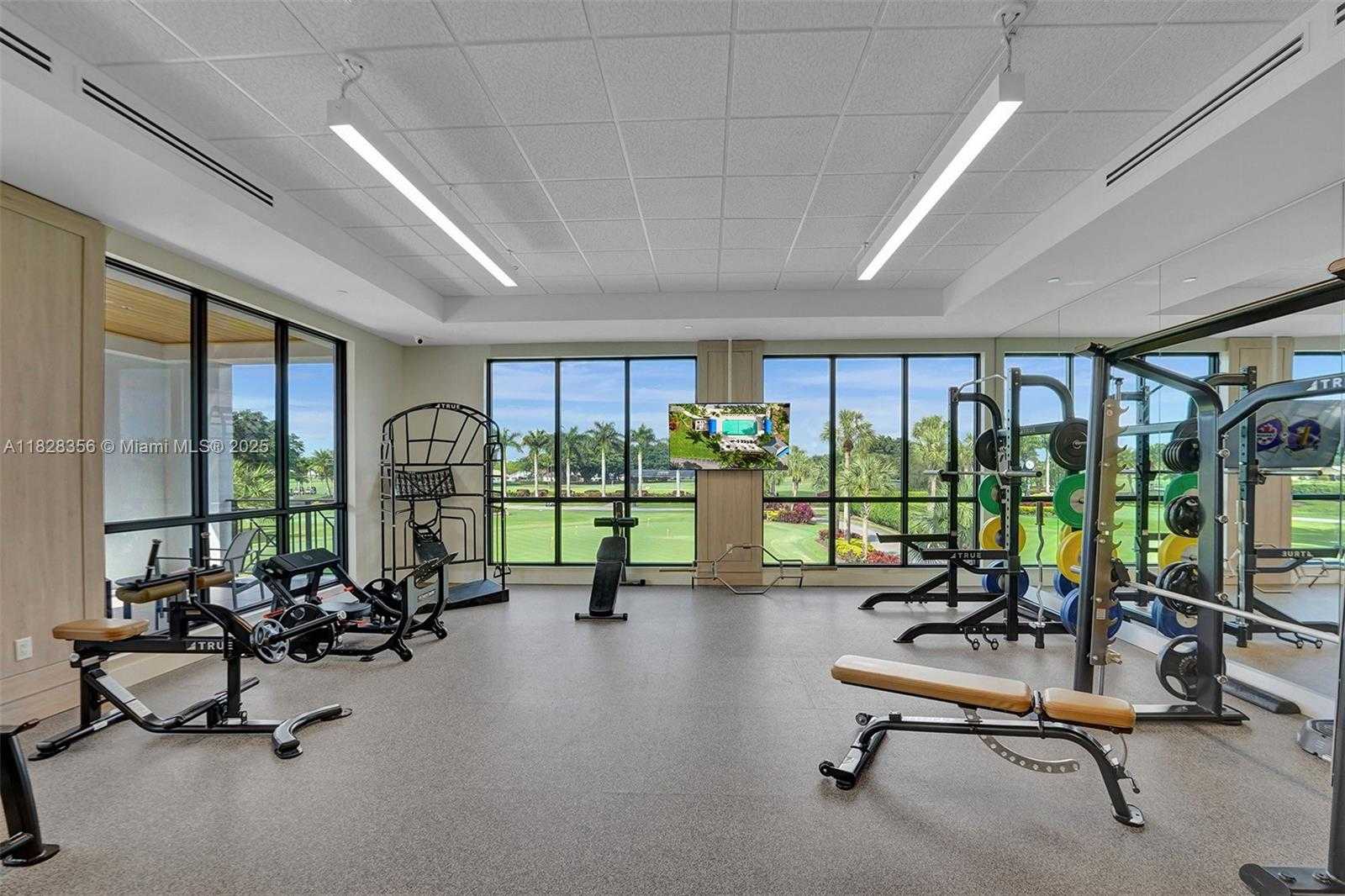 Small Image of 10344 SUNSET BEND DR, Boca Raton Number 73