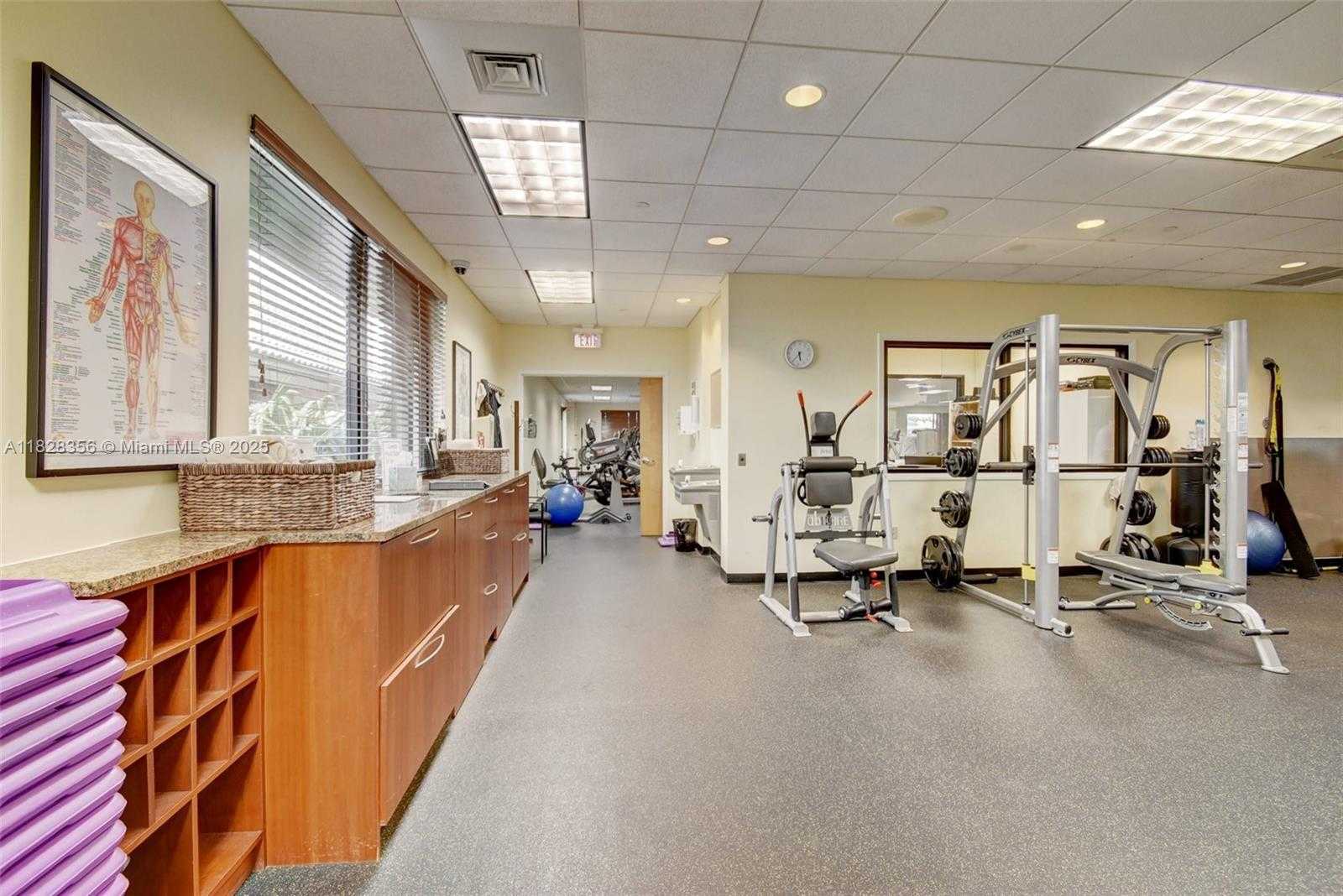 Small Image of 10344 SUNSET BEND DR, Boca Raton Number 74