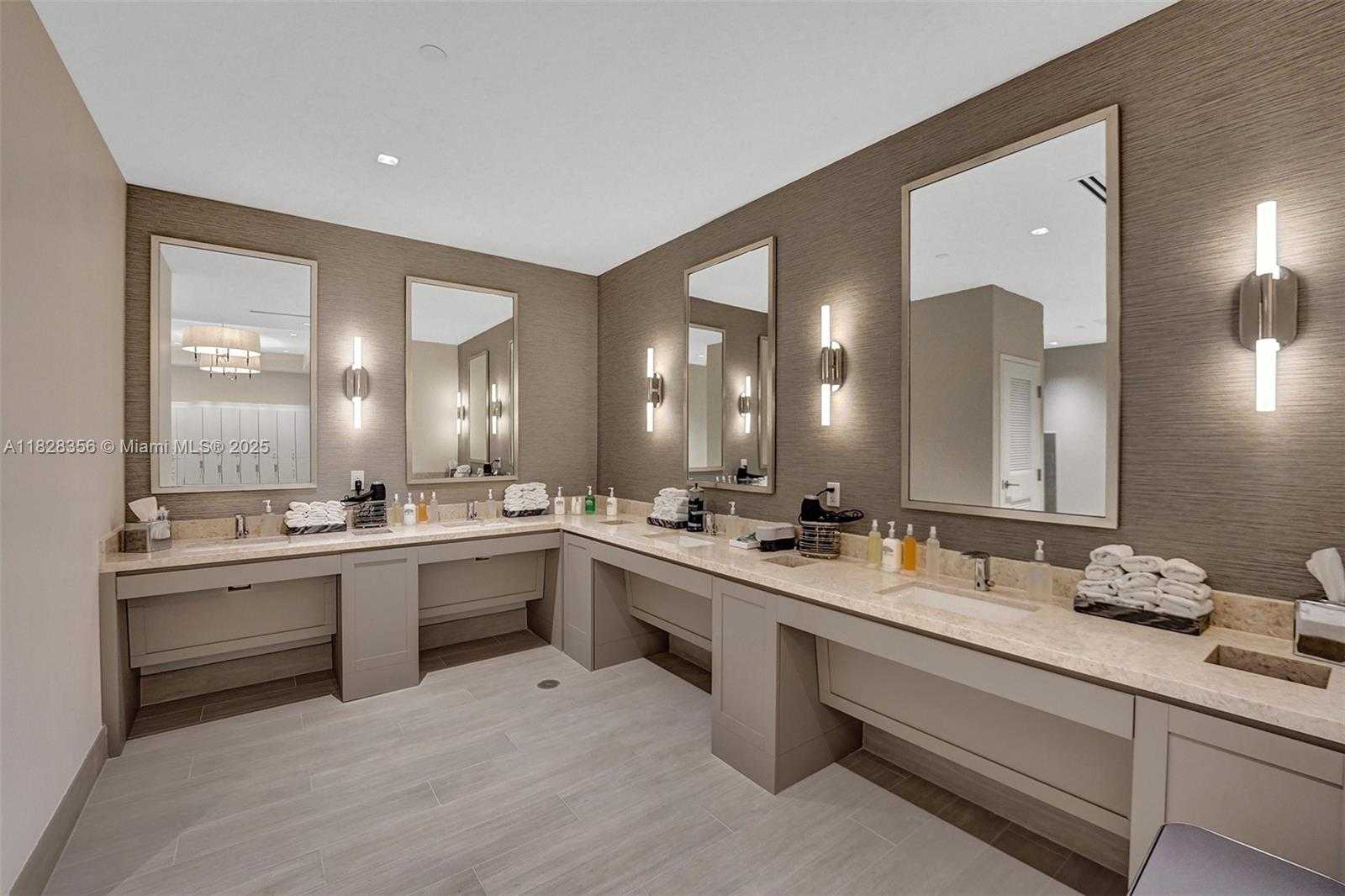 Small Image of 10344 SUNSET BEND DR, Boca Raton Number 80