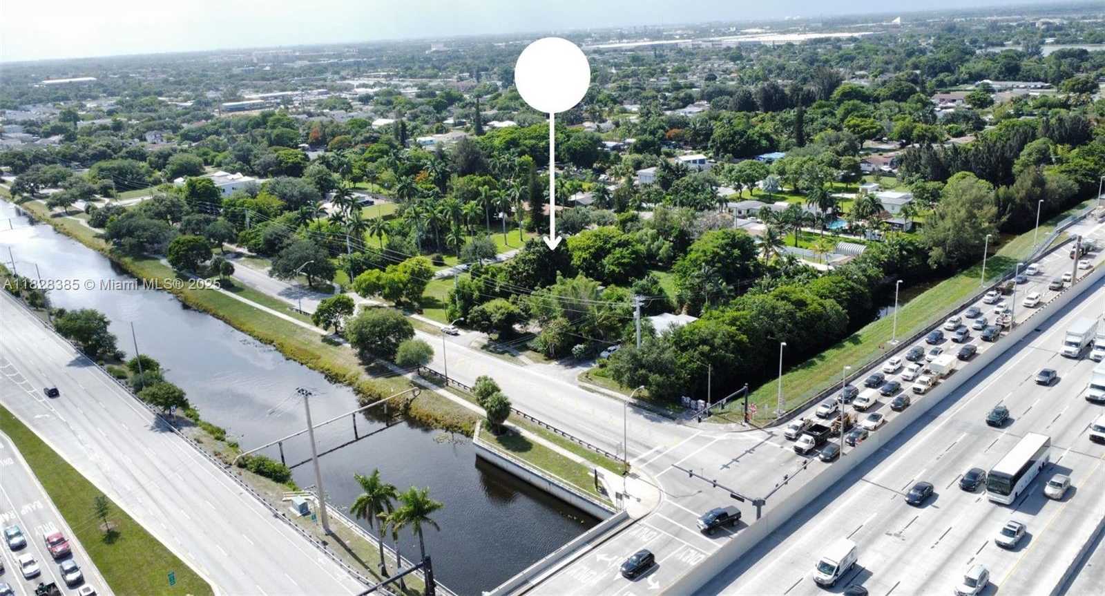 Small Image of 5221 ORANGE DR, Davie Number 16