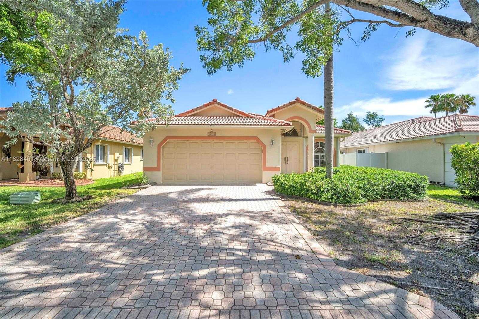 Small Image of 13519 NORTH WEST 7TH ST, Plantation Number 2