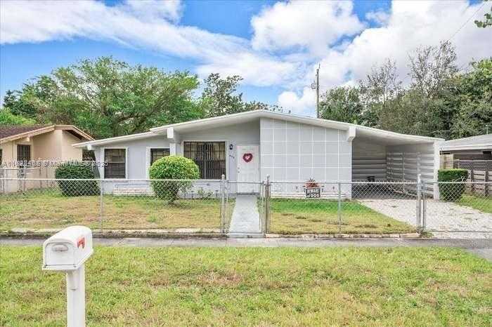 Small Image of 450 NORTH EAST 175TH ST, North Miami Beach Number 8