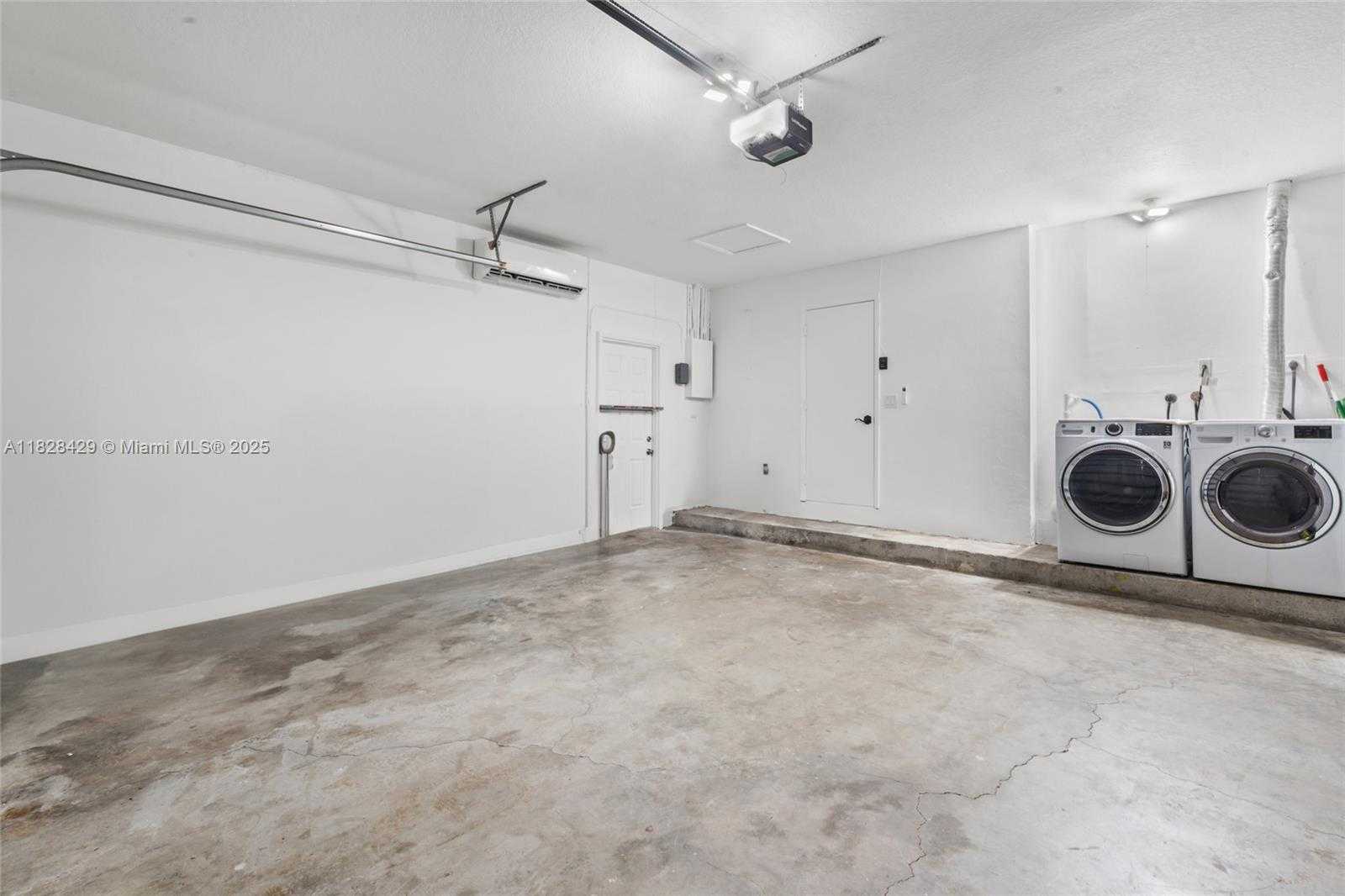 Small Image of 20175 SOUTH WEST 89TH CT, Cutler Bay Number 33
