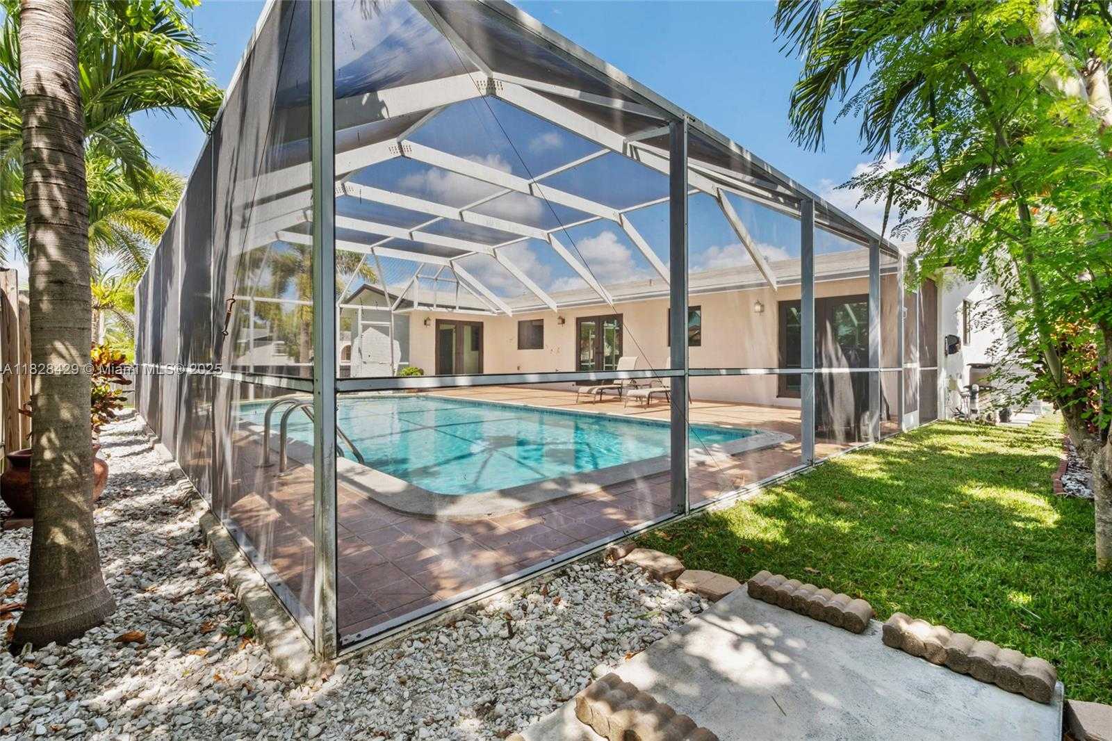Small Image of 20175 SOUTH WEST 89TH CT, Cutler Bay Number 36