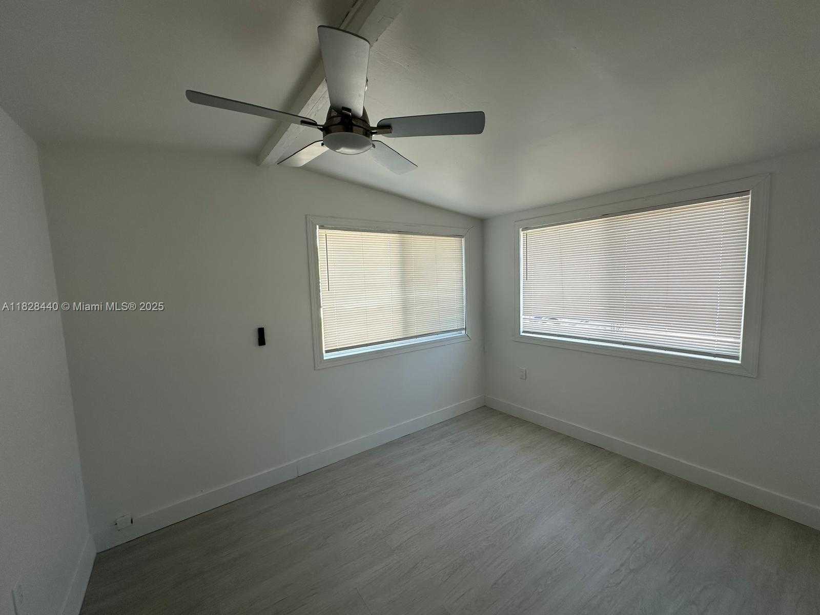 Small Image of 1754 NORTH EAST 48TH CT, Pompano Beach Number 16