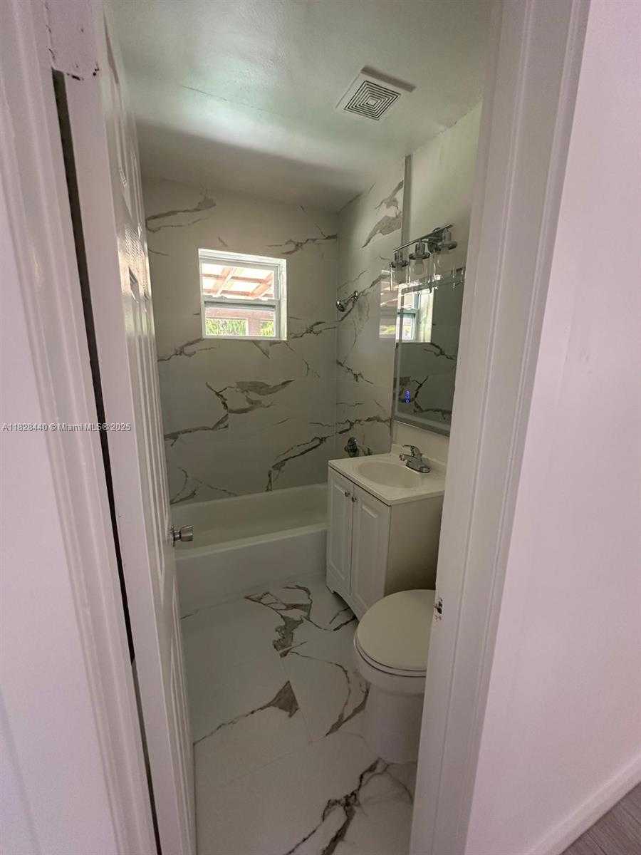 Small Image of 1754 NORTH EAST 48TH CT, Pompano Beach Number 20