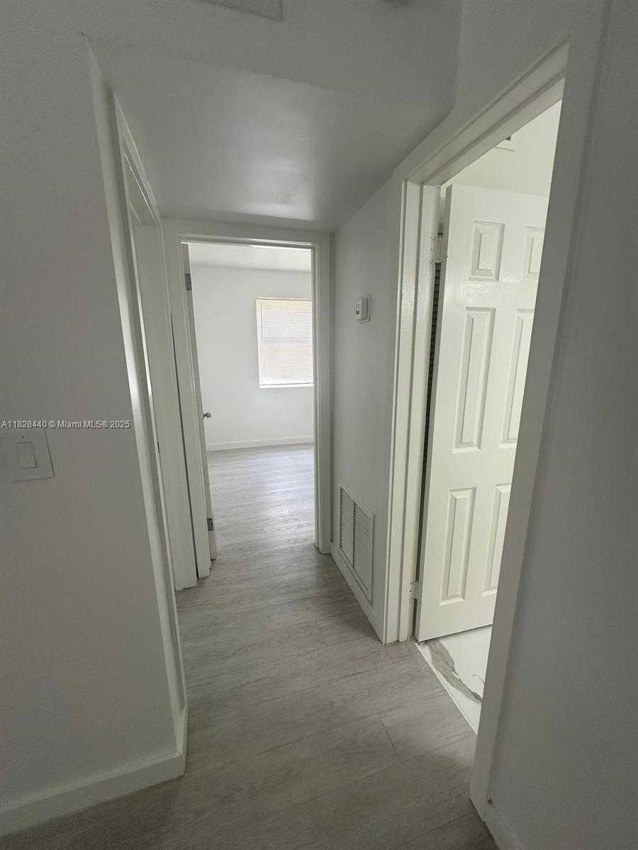 Small Image of 1754 NORTH EAST 48TH CT, Pompano Beach Number 22
