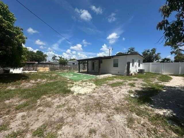 Small Image of 1754 NORTH EAST 48TH CT, Pompano Beach Number 33