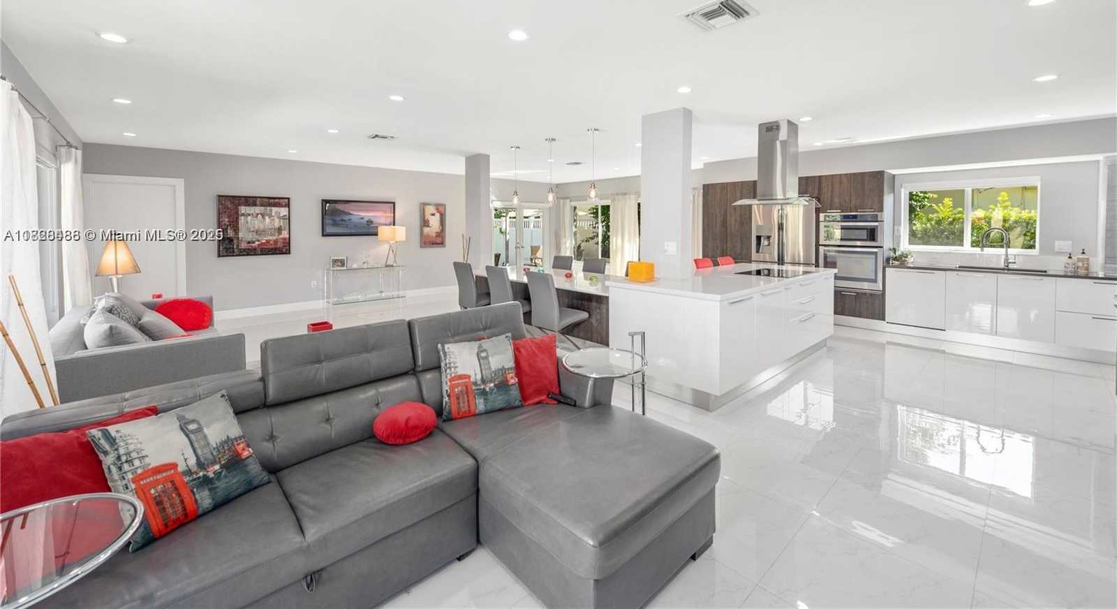Small Image of 424 89TH ST, Surfside Number 6