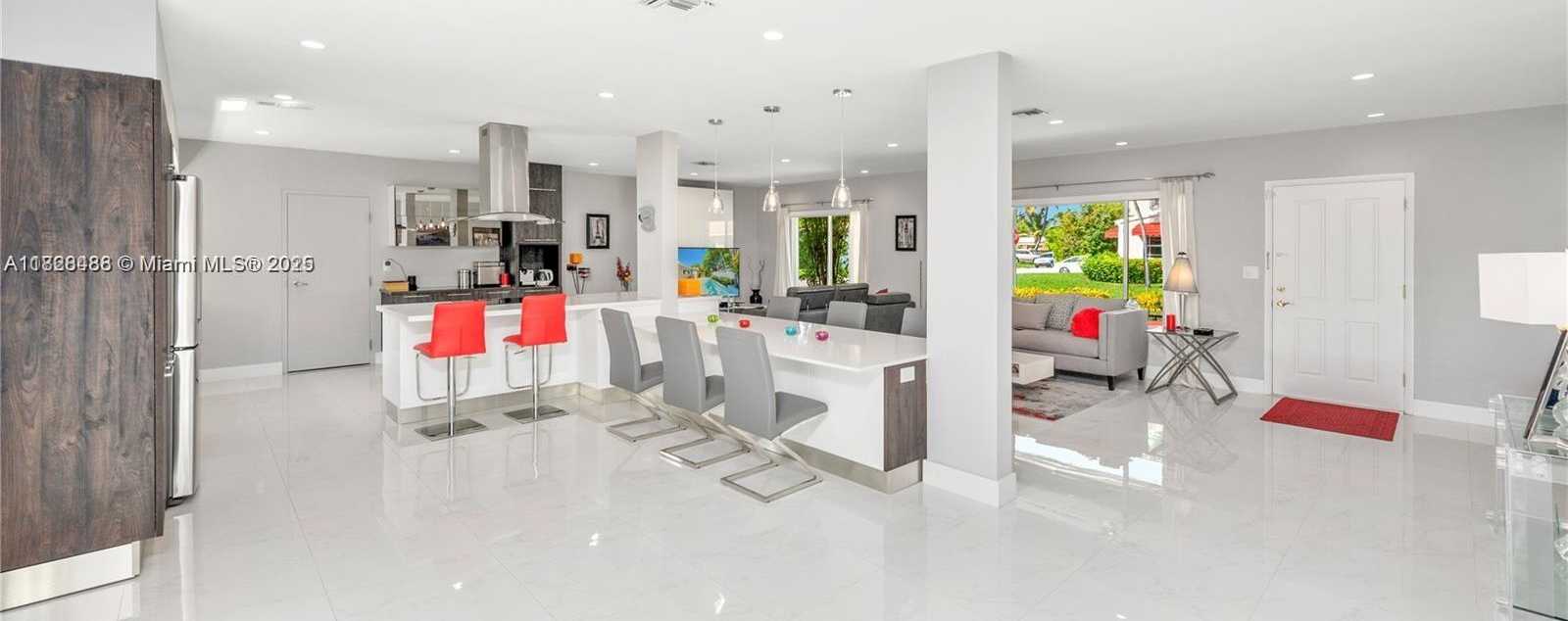 Small Image of 424 89TH ST, Surfside Number 8