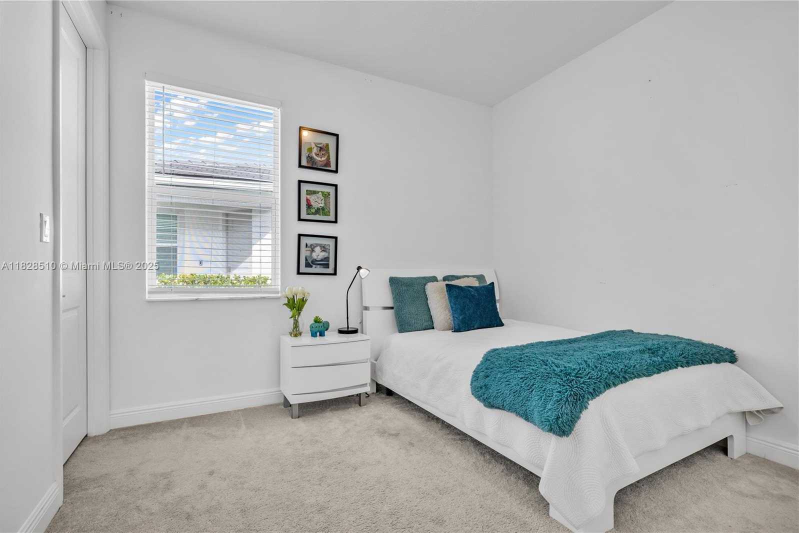 Small Image of 4242 ROSA DR, Deerfield Beach Number 23