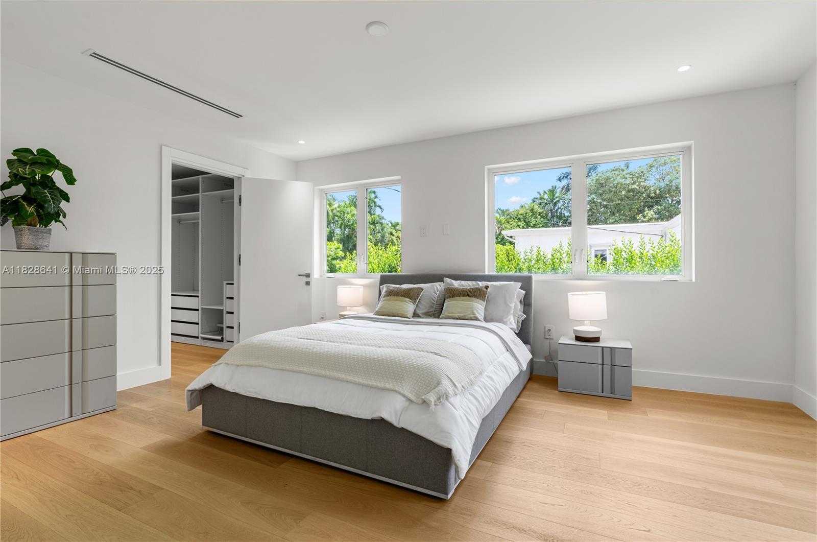 Small Image of 45 NORTH EAST 104TH ST, Miami Shores Number 32
