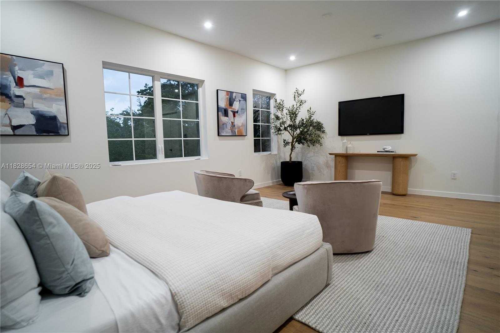 Small Image of 7605 SOUTH WEST 71ST AVE, Miami Number 23