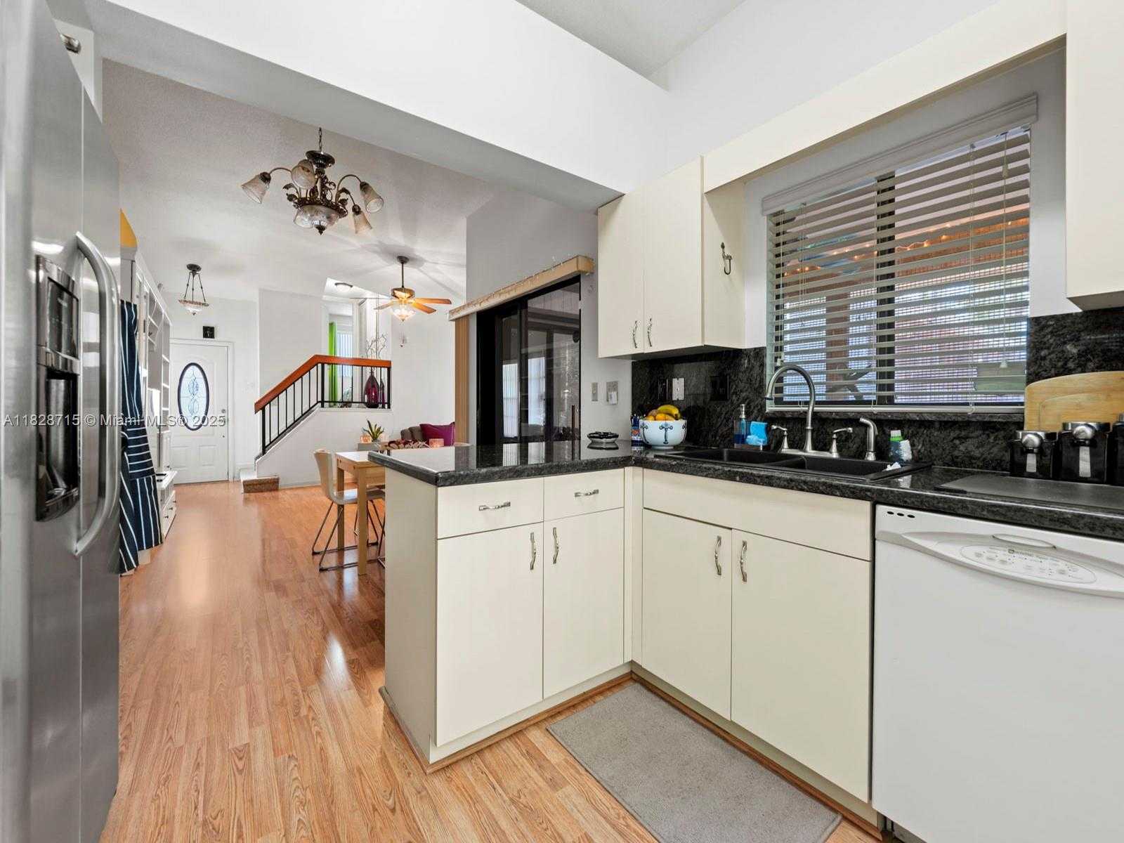 Small Image of 21760 SOUTH WEST 99TH PL, Cutler Bay Number 13