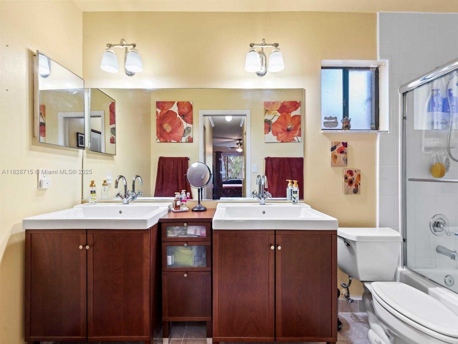 Small Image of 21760 SOUTH WEST 99TH PL, Cutler Bay Number 17