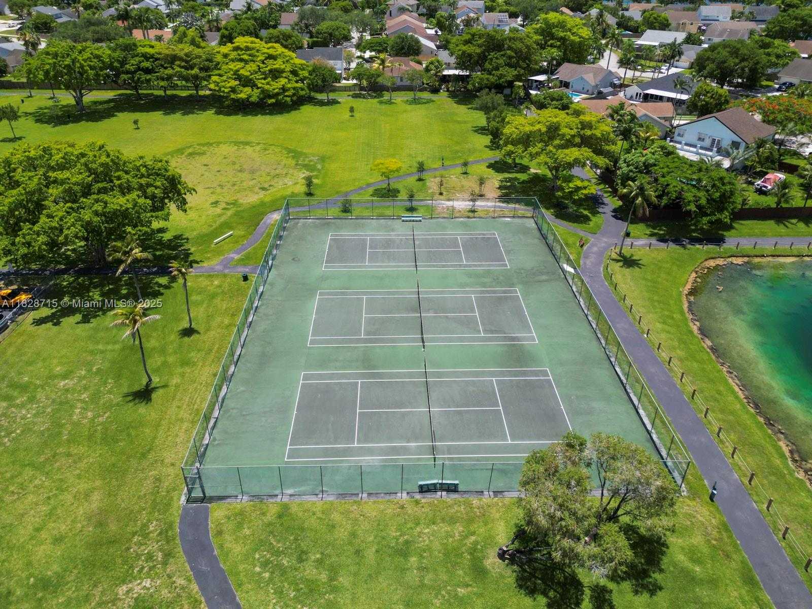Small Image of 21760 SOUTH WEST 99TH PL, Cutler Bay Number 30