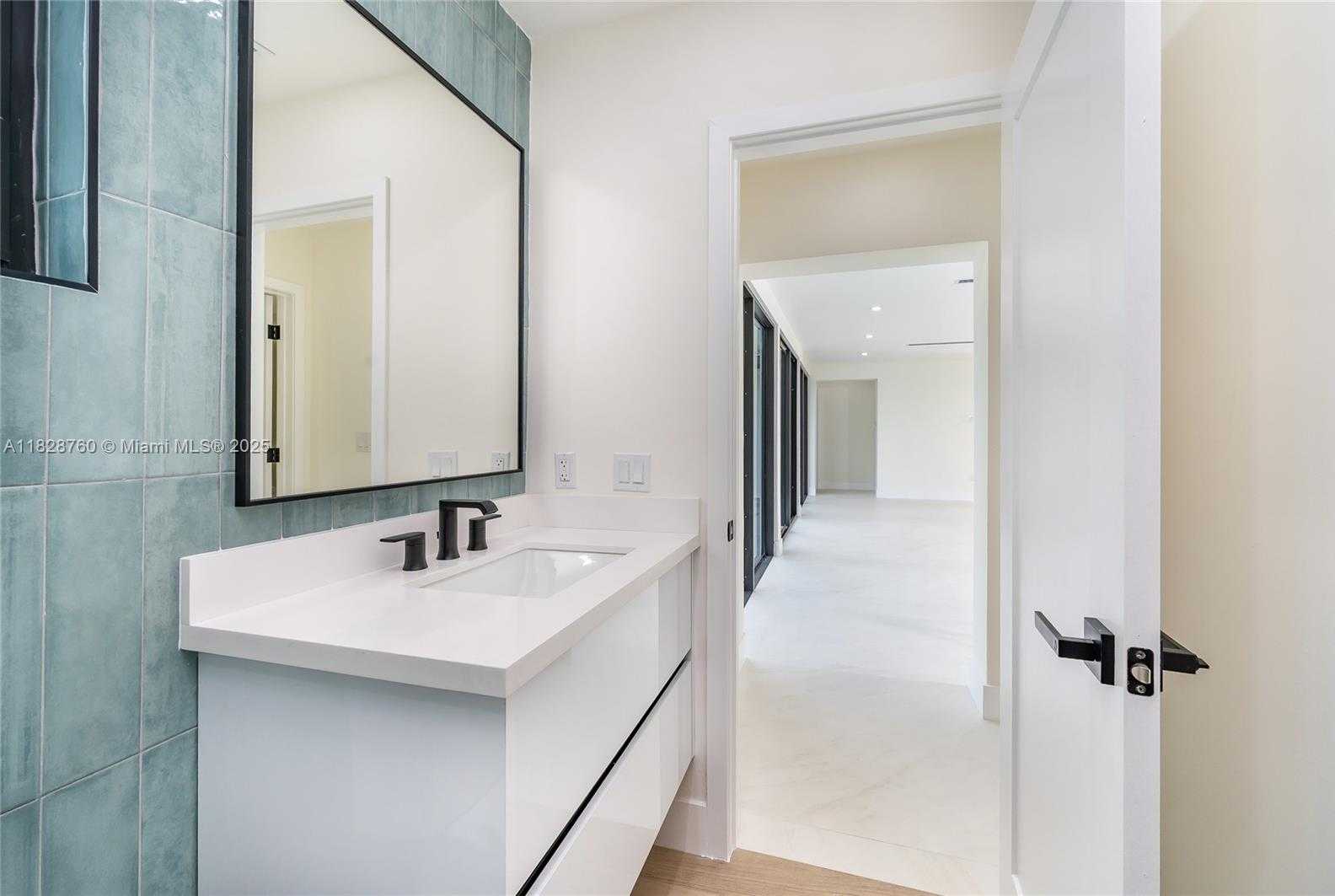Small Image of 7101 EAST TROON CIR, Miami Lakes Number 32