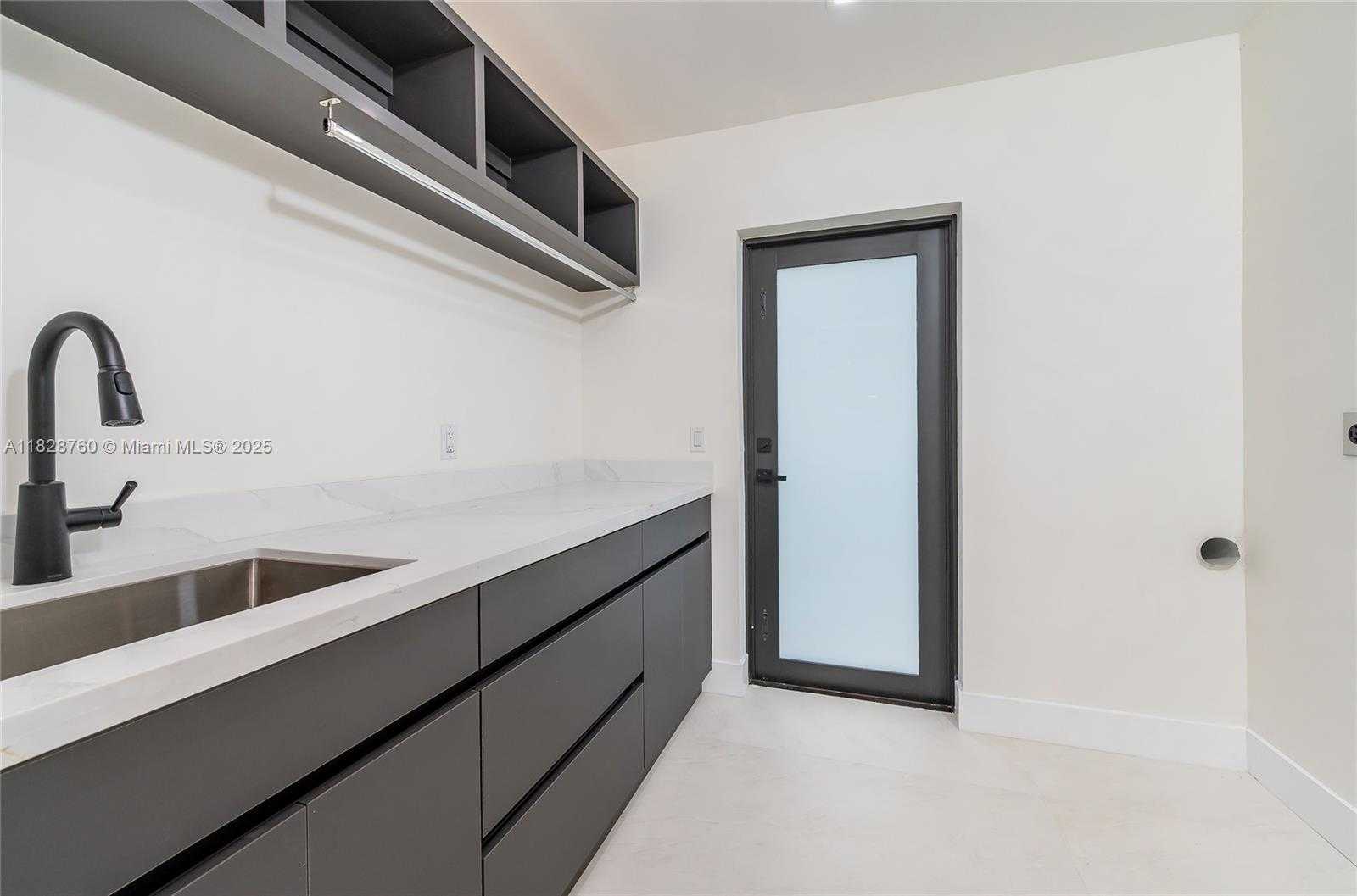 Small Image of 7101 EAST TROON CIR, Miami Lakes Number 35