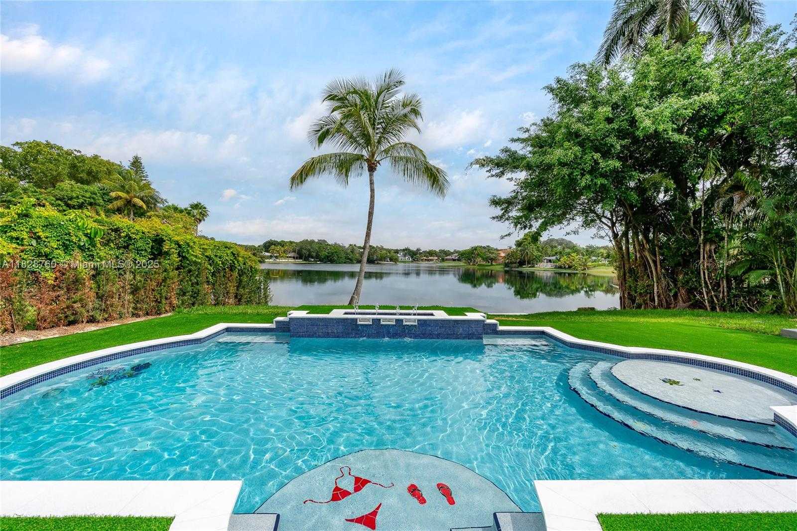 Small Image of 7101 EAST TROON CIR, Miami Lakes Number 4