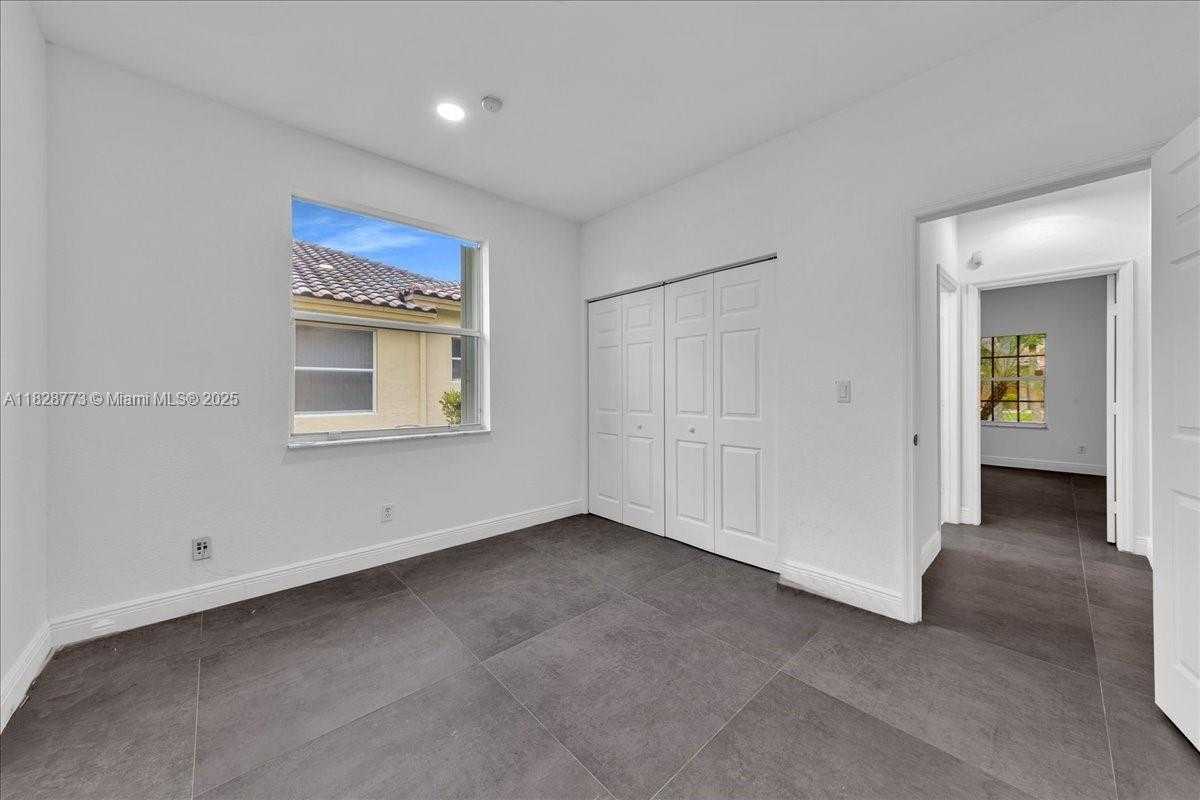 Small Image of 5046 SOUTH WEST 137TH TER, Miramar Number 5