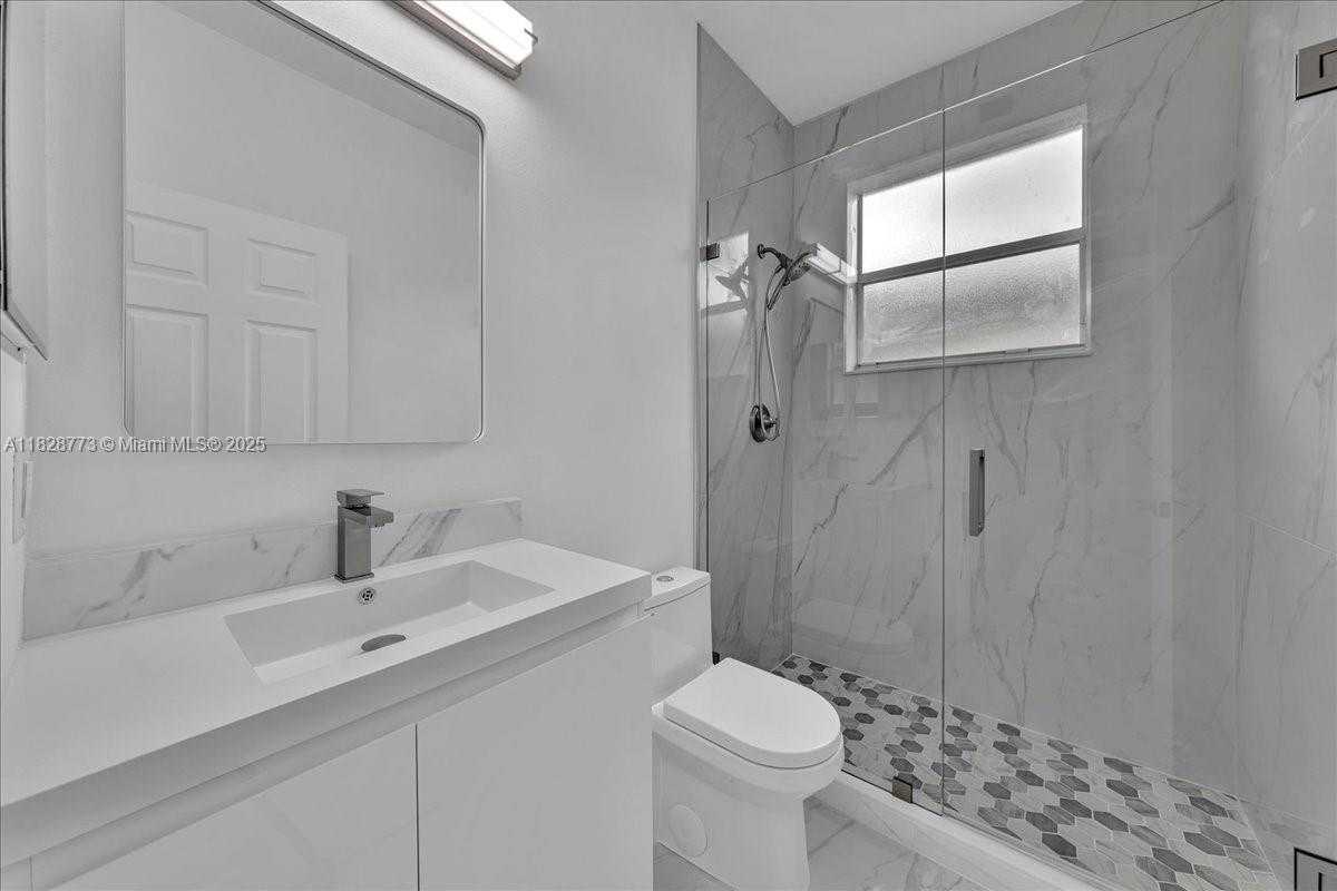 Small Image of 5046 SOUTH WEST 137TH TER, Miramar Number 6
