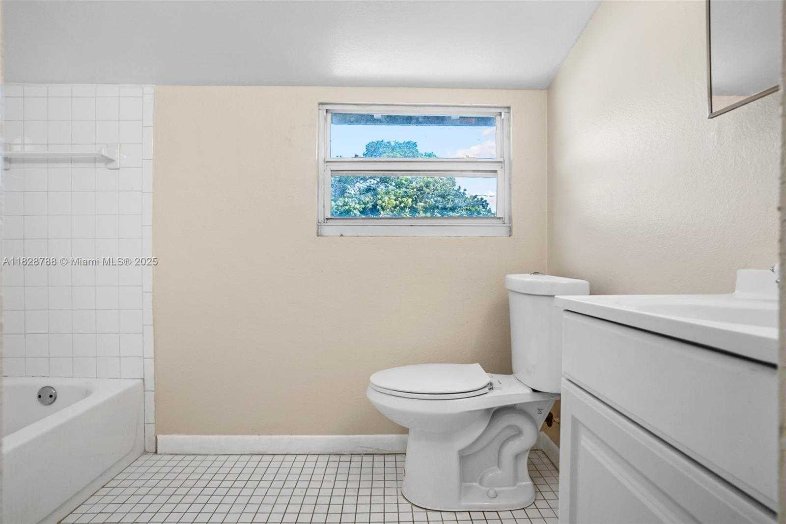 Small Image of 212 SOUTH WEST 11TH ST, Dania Beach Number 20