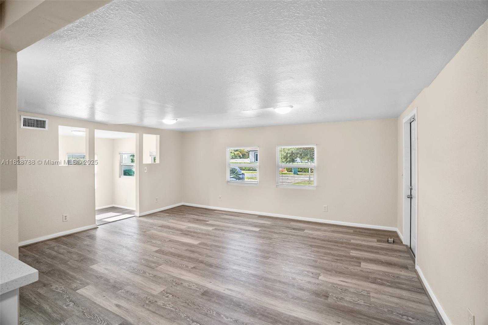 Small Image of 212 SOUTH WEST 11TH ST, Dania Beach Number 27