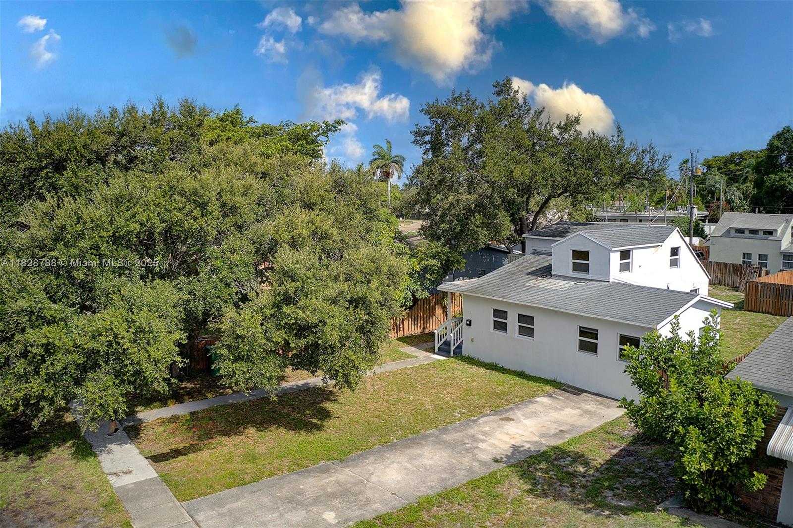 Small Image of 212 SOUTH WEST 11TH ST, Dania Beach Number 34