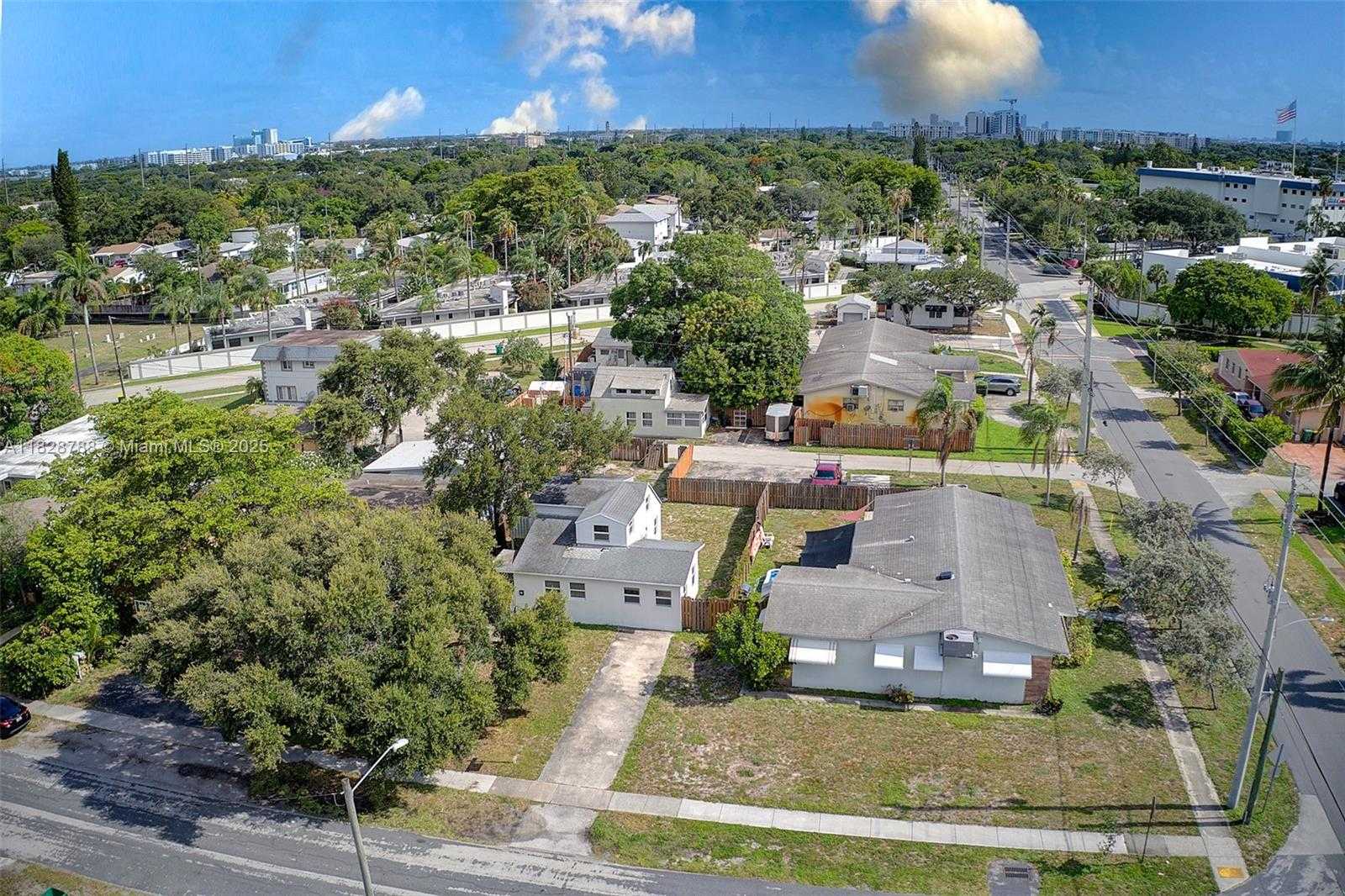 Small Image of 212 SOUTH WEST 11TH ST, Dania Beach Number 35