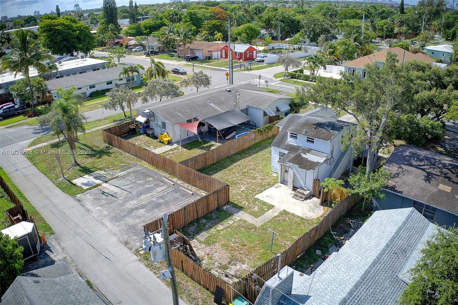 Small Image of 212 SOUTH WEST 11TH ST, Dania Beach Number 40