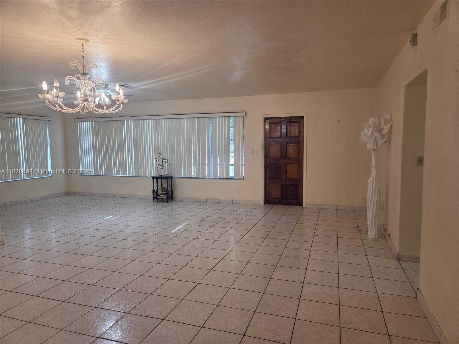 Small Image of 12955 NORTH MIAMI AVE, North Miami Number 12