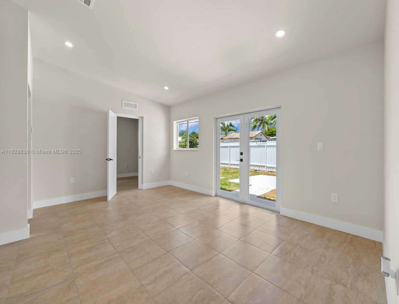 Small Image of 3455 EAST 1ST CT, Hialeah Number 19