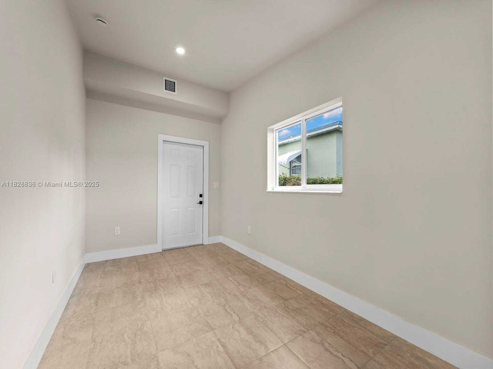 Small Image of 3455 EAST 1ST CT, Hialeah Number 25