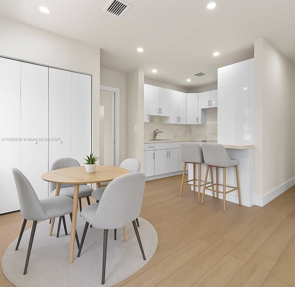 Small Image of 3455 EAST 1ST CT, Hialeah Number 3