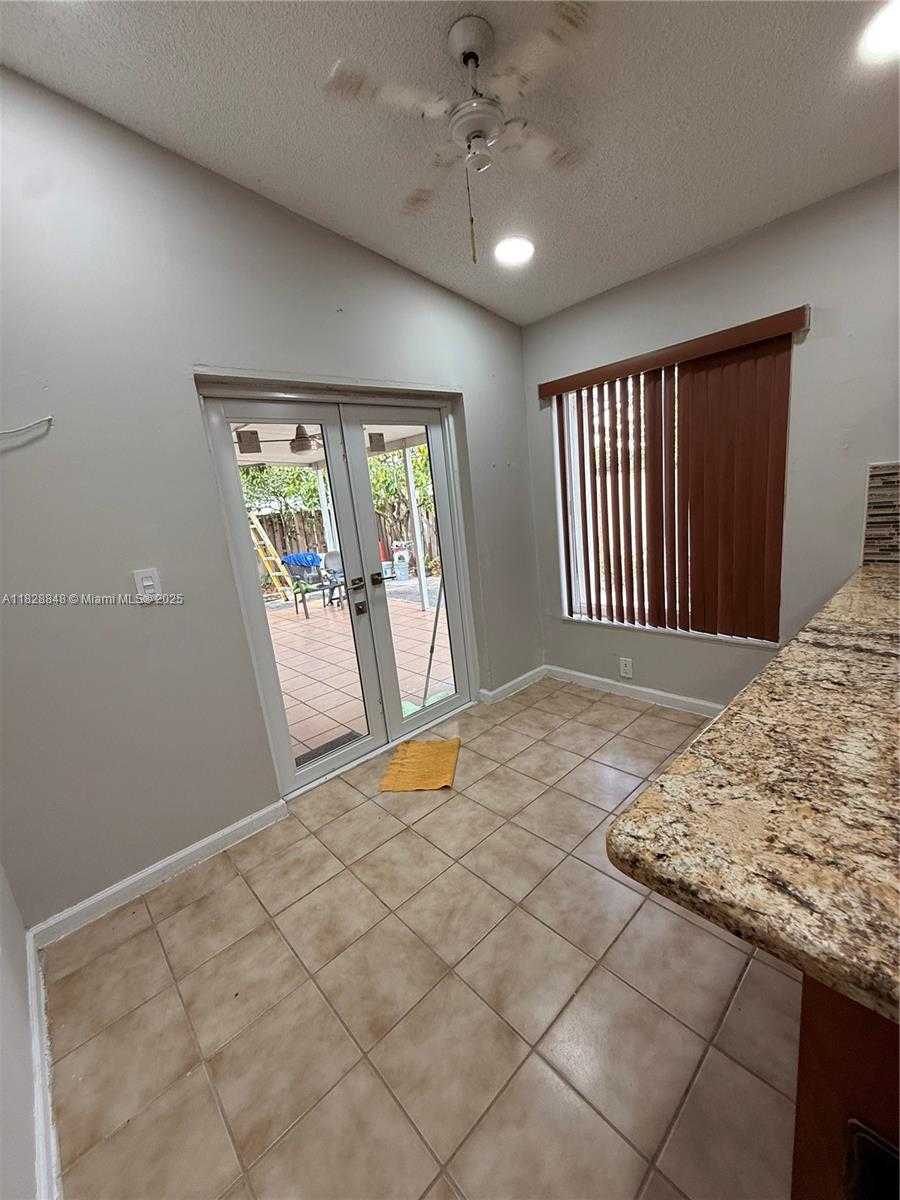 Small Image of 19926 NORTH WEST 67TH PL, Hialeah Number 3