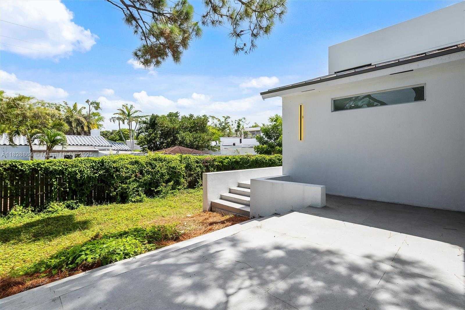 Small Image of 1508 SOUTH WEST 15TH ST, Miami Number 25