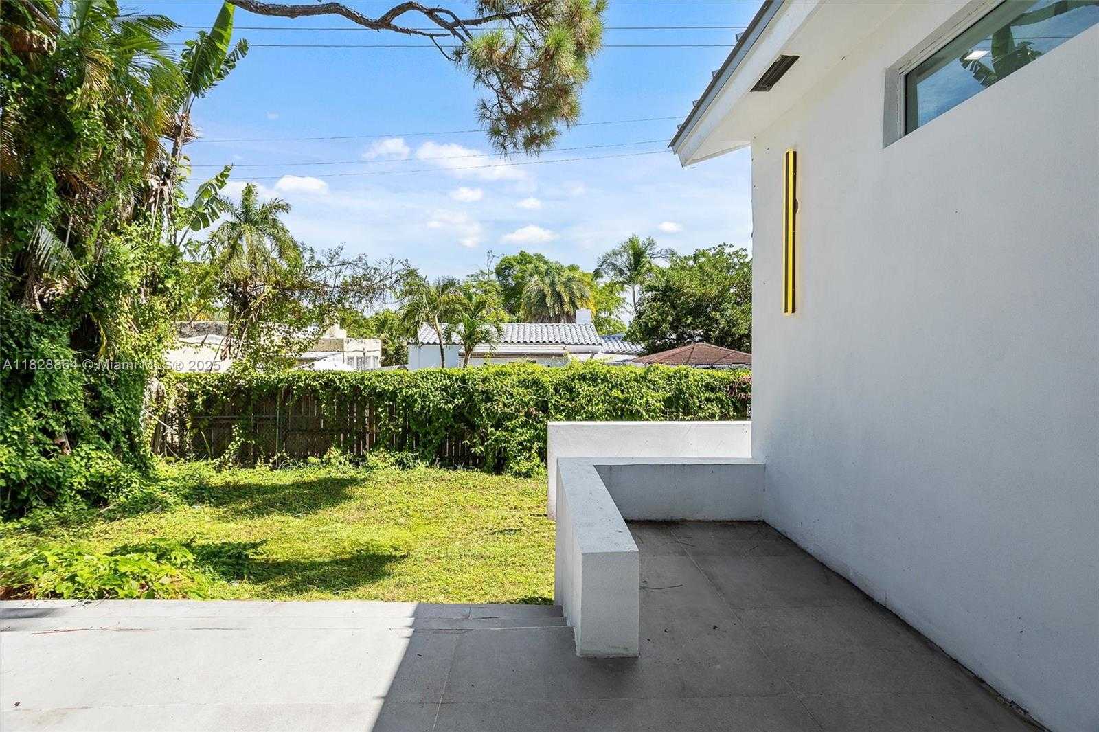Small Image of 1508 SOUTH WEST 15TH ST, Miami Number 29