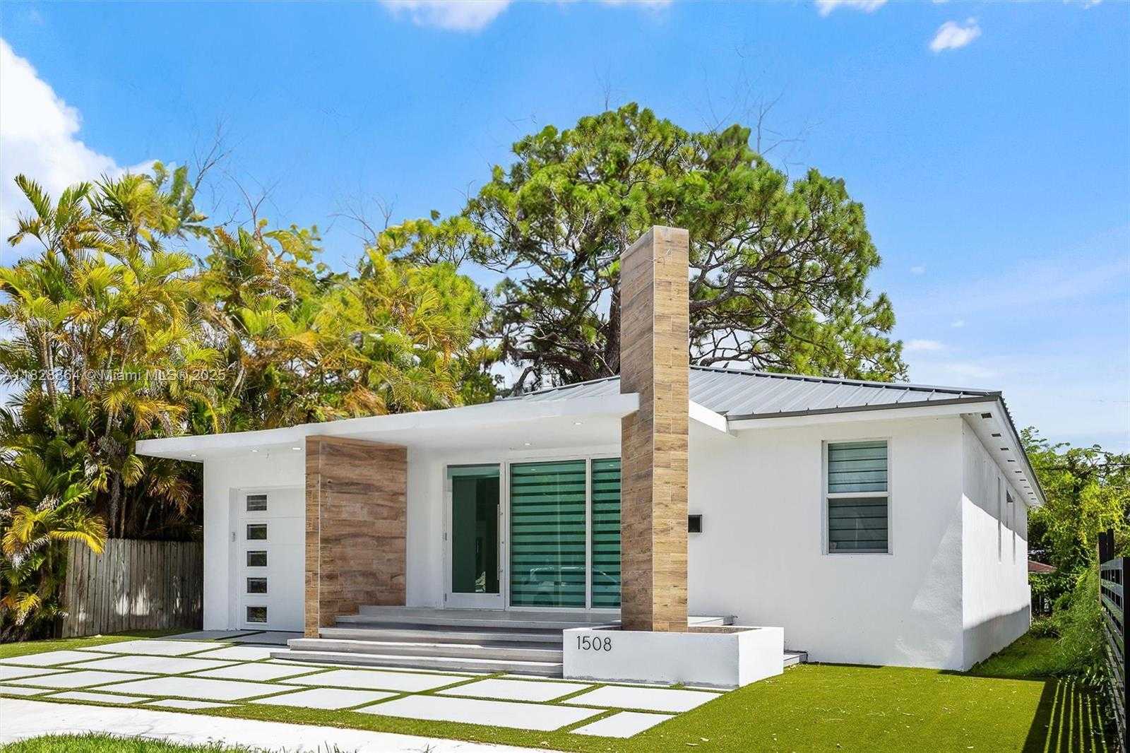 Small Image of 1508 SOUTH WEST 15TH ST, Miami Number 5