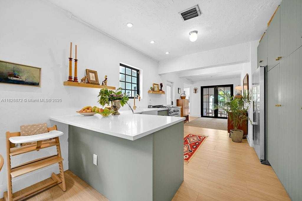 Small Image of 135 NORTH EAST 87TH ST, El Portal Number 11
