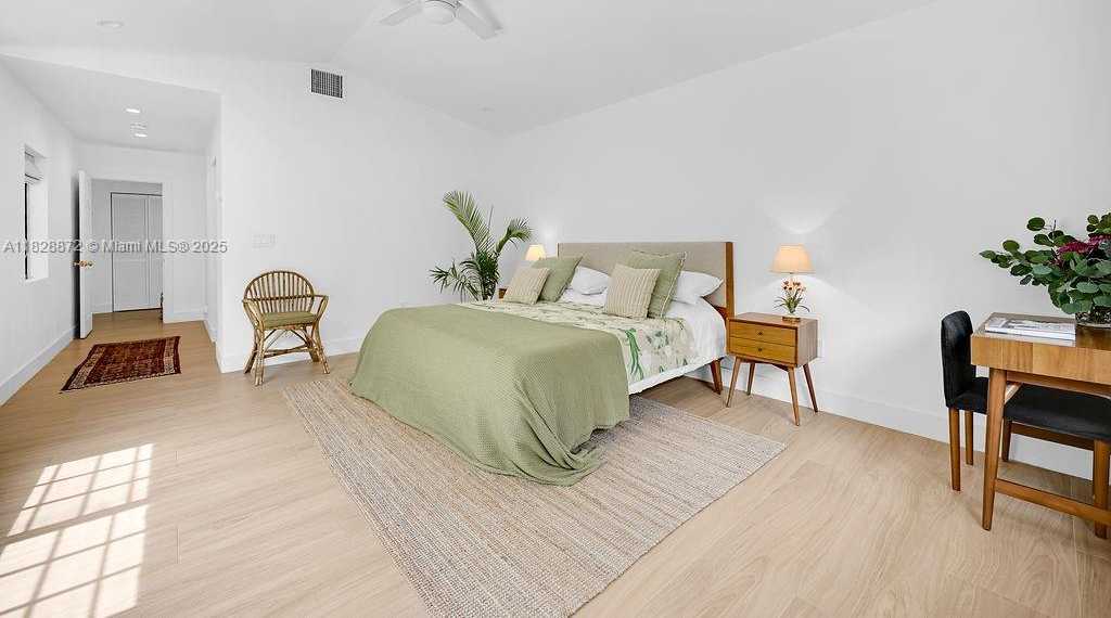 Small Image of 135 NORTH EAST 87TH ST, El Portal Number 23