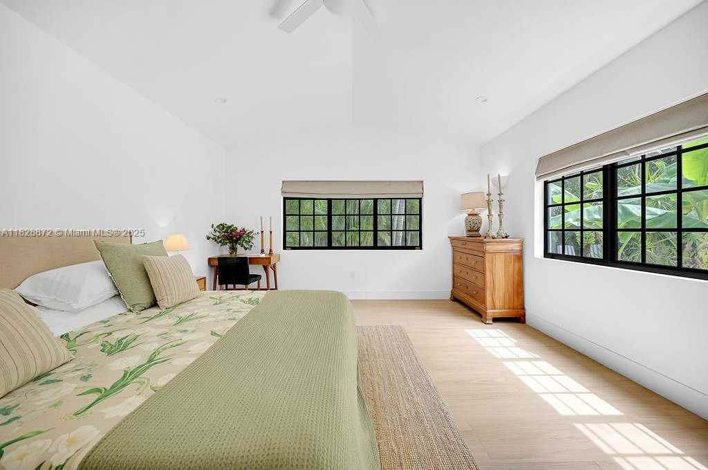 Small Image of 135 NORTH EAST 87TH ST, El Portal Number 25