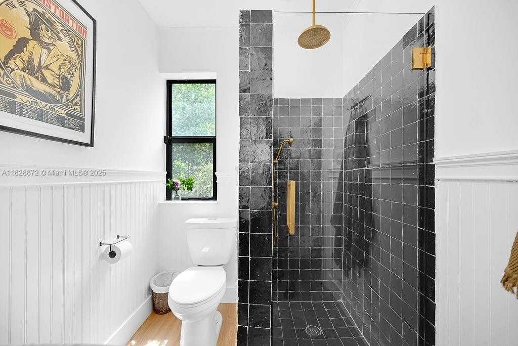 Small Image of 135 NORTH EAST 87TH ST, El Portal Number 38
