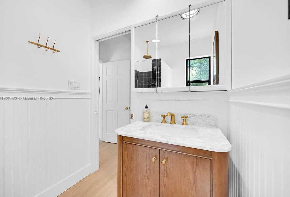 Small Image of 135 NORTH EAST 87TH ST, El Portal Number 39