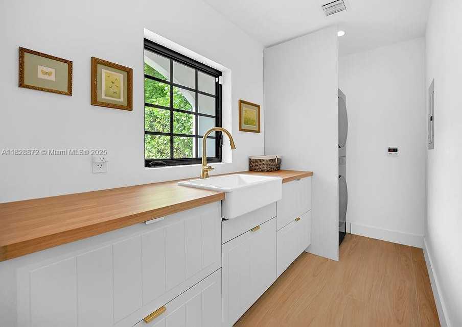 Small Image of 135 NORTH EAST 87TH ST, El Portal Number 40